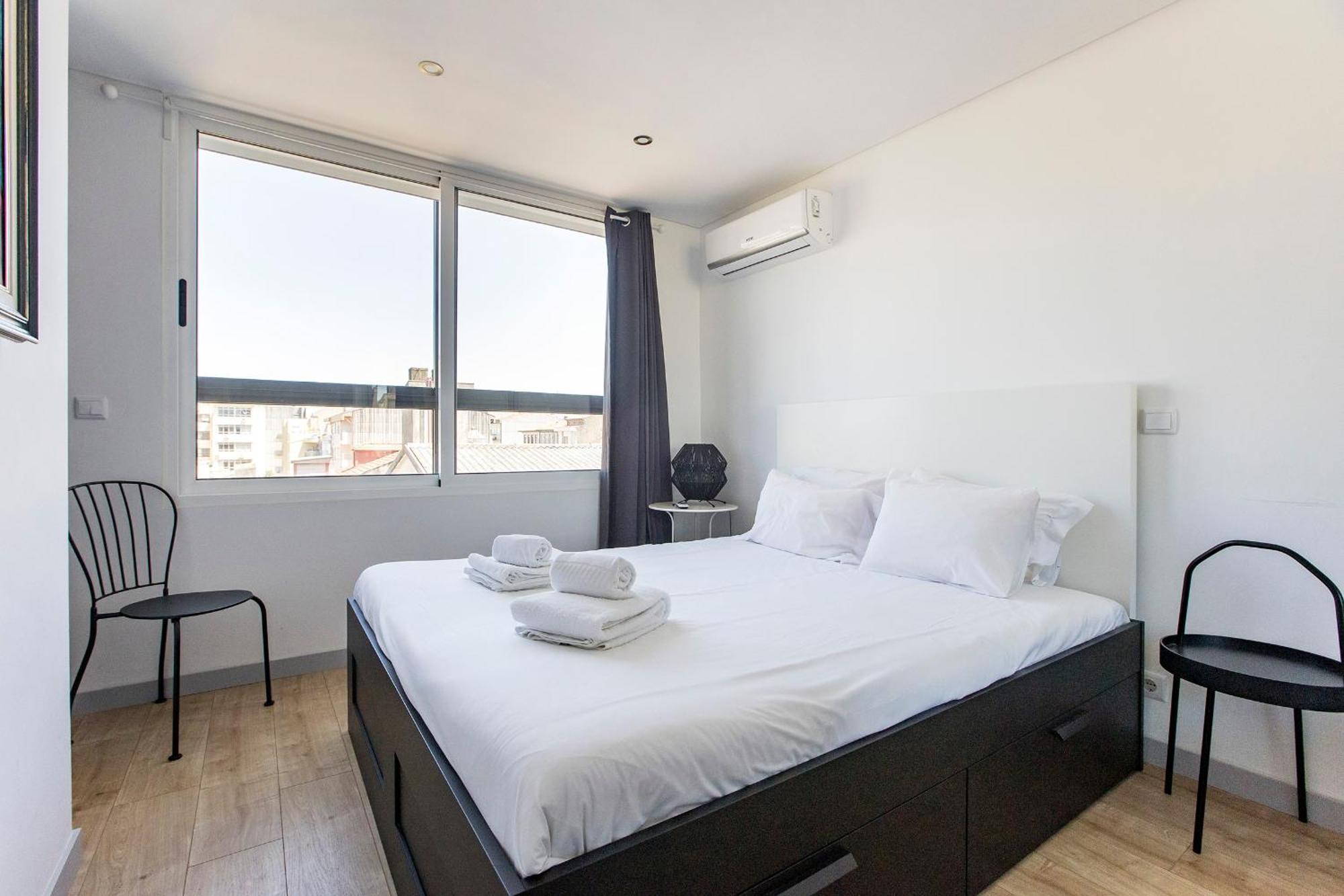 Апартаменти 1Br Flat In Trindade W/ Ac By Metro Station Порту Екстер'єр фото